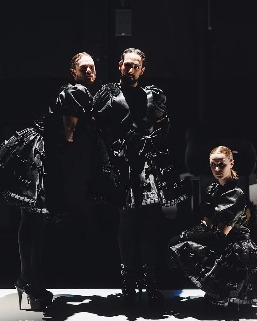 Rose Rose Rose en afgangsforestilling på Den Danske Scenekunstskole